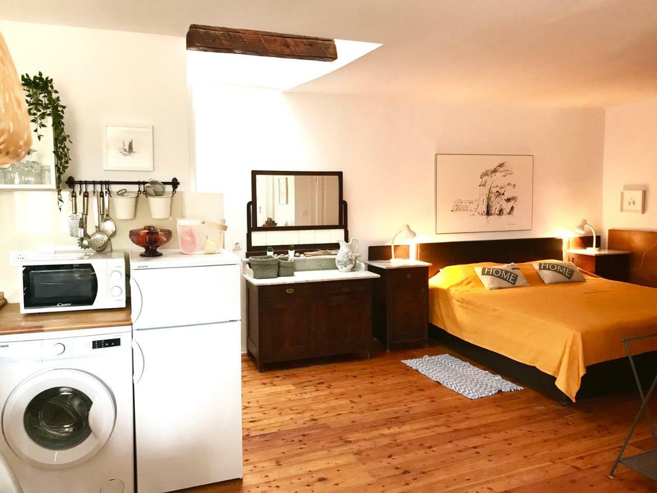 Doklestic Apartment