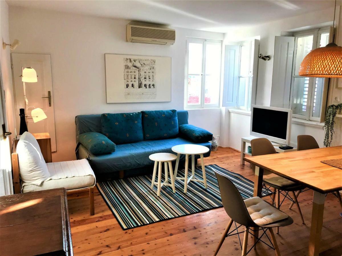 Doklestic Apartment